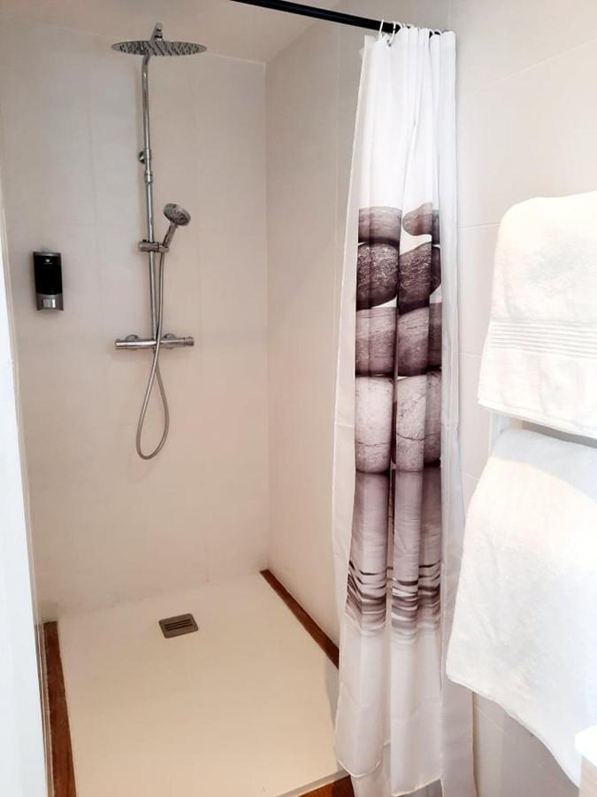 Votre Studio Balneo Bien-Etre A La Montagne Thollon-les-Memises Exterior photo