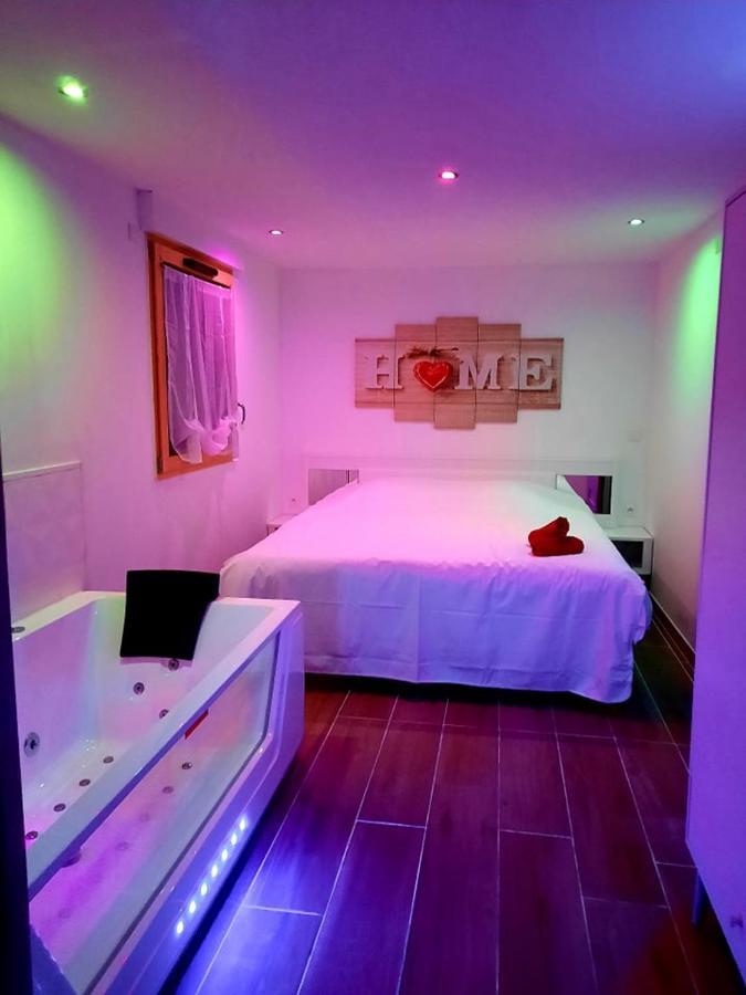 Votre Studio Balneo Bien-Etre A La Montagne Thollon-les-Memises Exterior photo